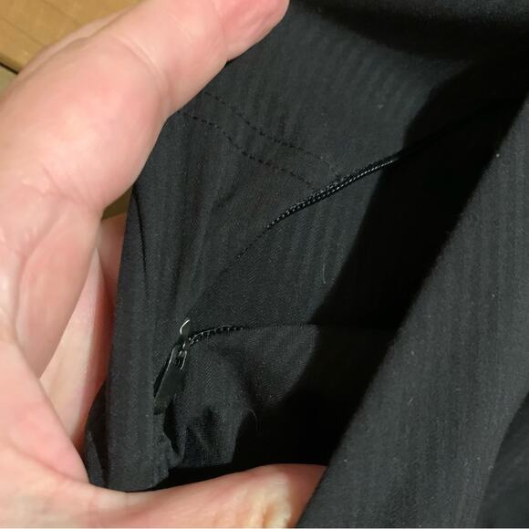 Lululemon Beyond the Studio Drawstring Crop Pants Black Size 6 Athleisure Travel - Picture 10 of 16